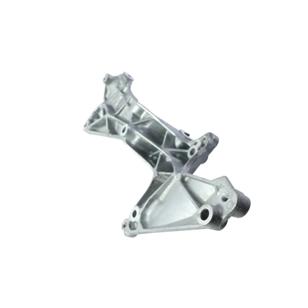 Mercedes W177 Wspornik Mocowanie Alternatora M282 - SKU A2821508000 - Numer Części A2821508000
