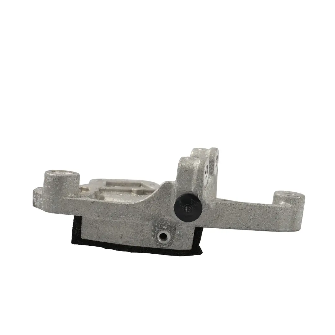Mercedes C118 W177 Supporto Staffa Pompa Acqua - SKU A2822036300 - Numero di parte A2822036300