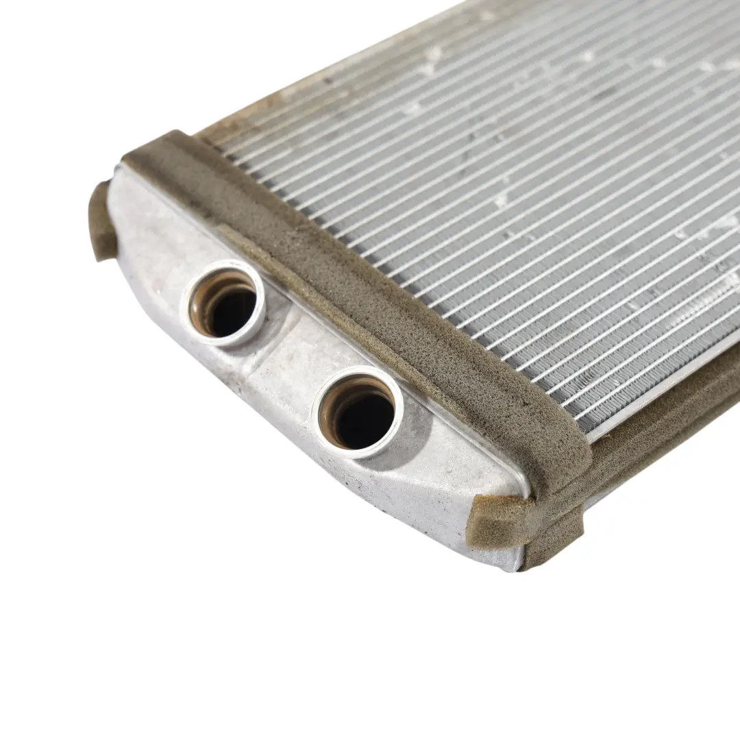 Heater Matrix Radiator Heat Exchanger Cooling 5F2110100 to Mercedes W415 with Part number A4158304300 Mercedes W415 Heater Matrix Radiator Heat Exchanger Cooling 5F2110100 - SKU A4158304300 - Part number A4158304300