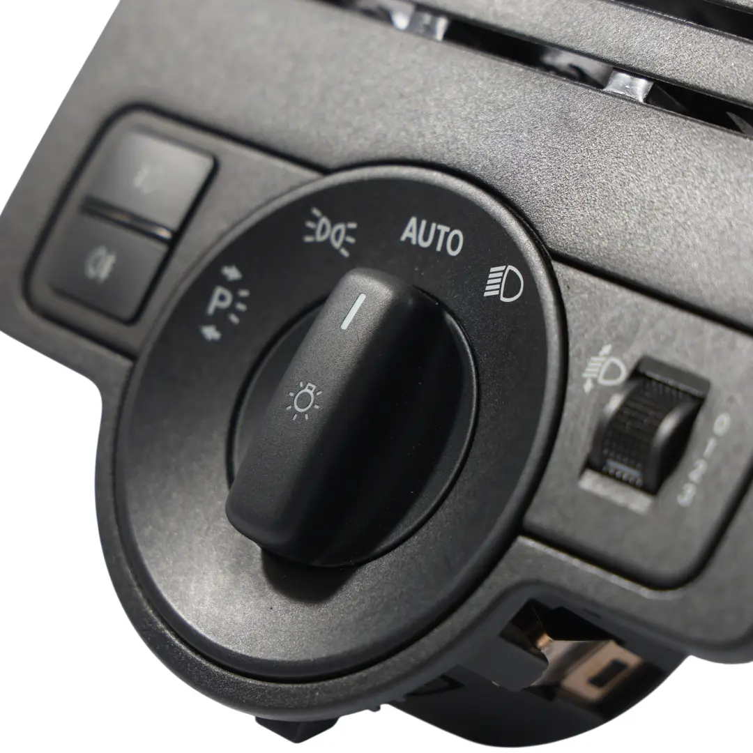 Interruttore Luci Pannello Controllo Fari per Mercedes Vito W447 con numero di parte A4476891039 Mercedes Vito W447 Interruttore Luci Pannello Controllo Fari - SKU A4476891039-1 - Numero di parte A4476891039