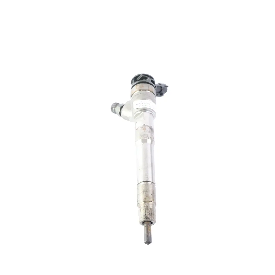 Mercedes Vito W447 Fuel Injector Nozzle OM622 Diesel - SKU A6220702100 - Part number A6220702100