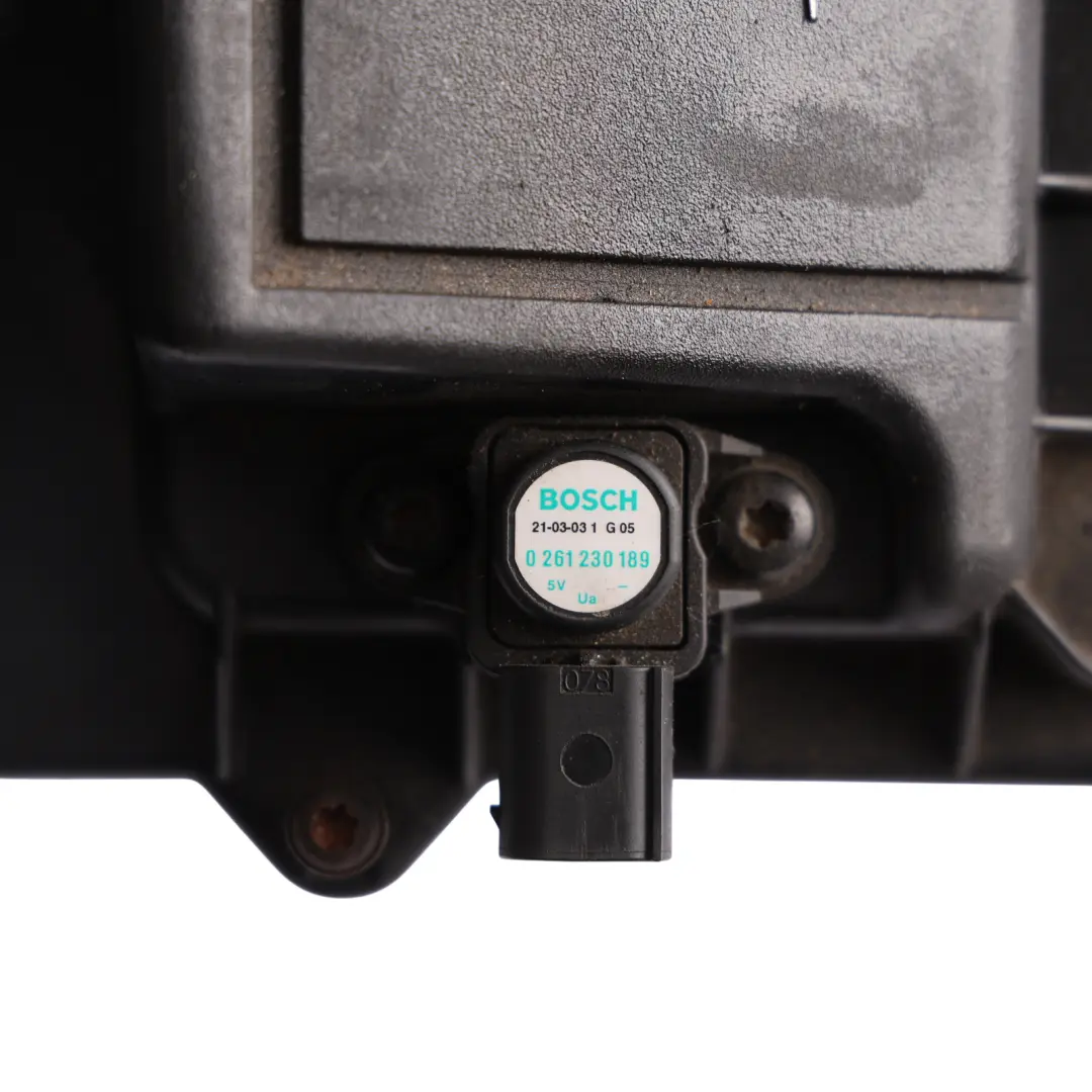 OM642 Intake Silencer Air Filter Box Diesel to Mercedes Vito W639 with Part number A6395282806 Mercedes Vito W639 OM642 Intake Silencer Air Filter Box Diesel - SKU A6395282806-1 - Part number A6395282806