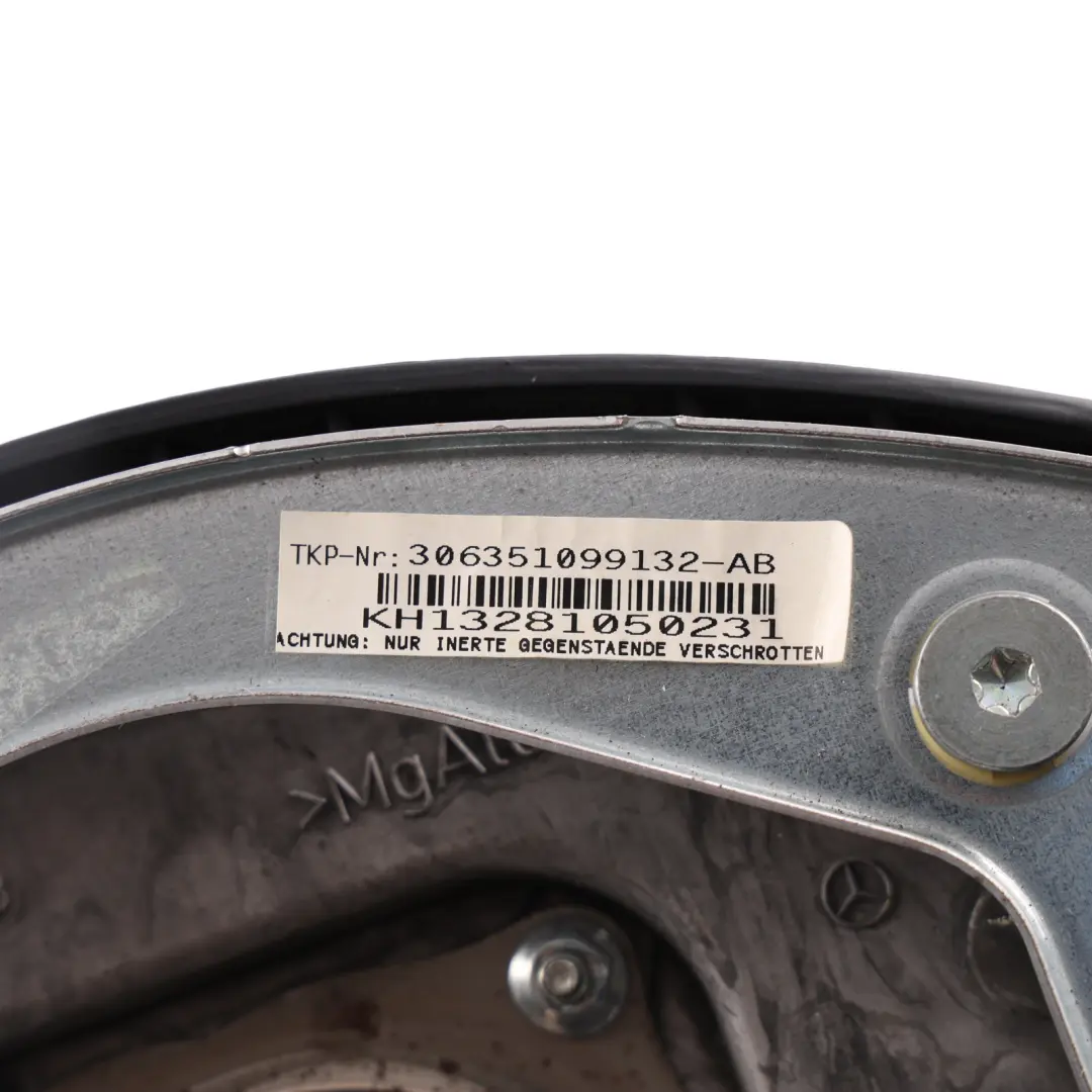 Mercedes Vito W639 Steering Wheel Air Module Driver's Side Black - SKU A6398601902 - Part number A6398601902