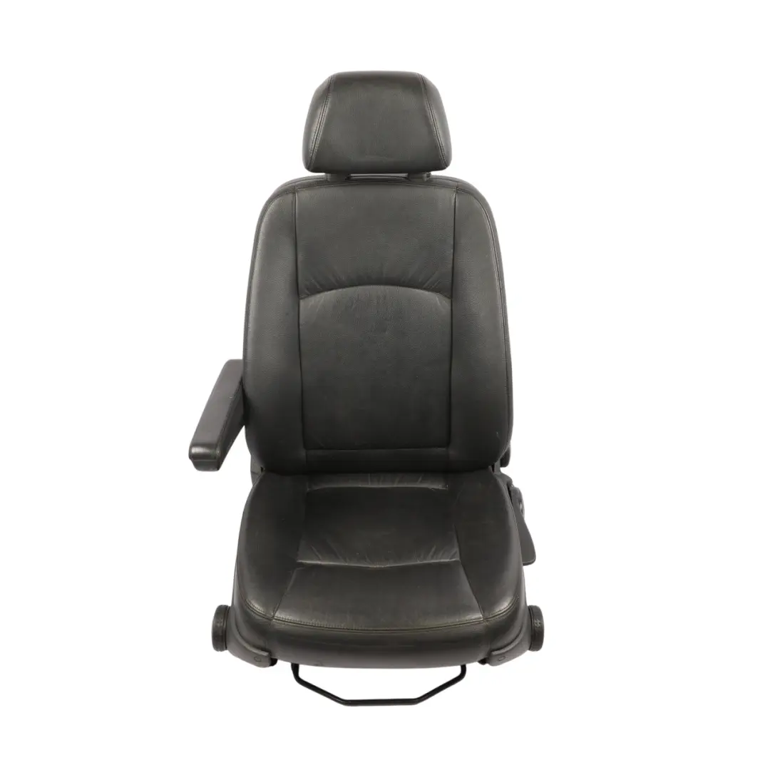 Row Right O/S Single Passenger Seat Black Leather to Mercedes Vito W639 1st Seat with Part number A6399401401 Mercedes Vito W639 1st Seat Row Right O/S Single Passenger Seat Black Leather - SKU A6399401401 - Part number A6399401401