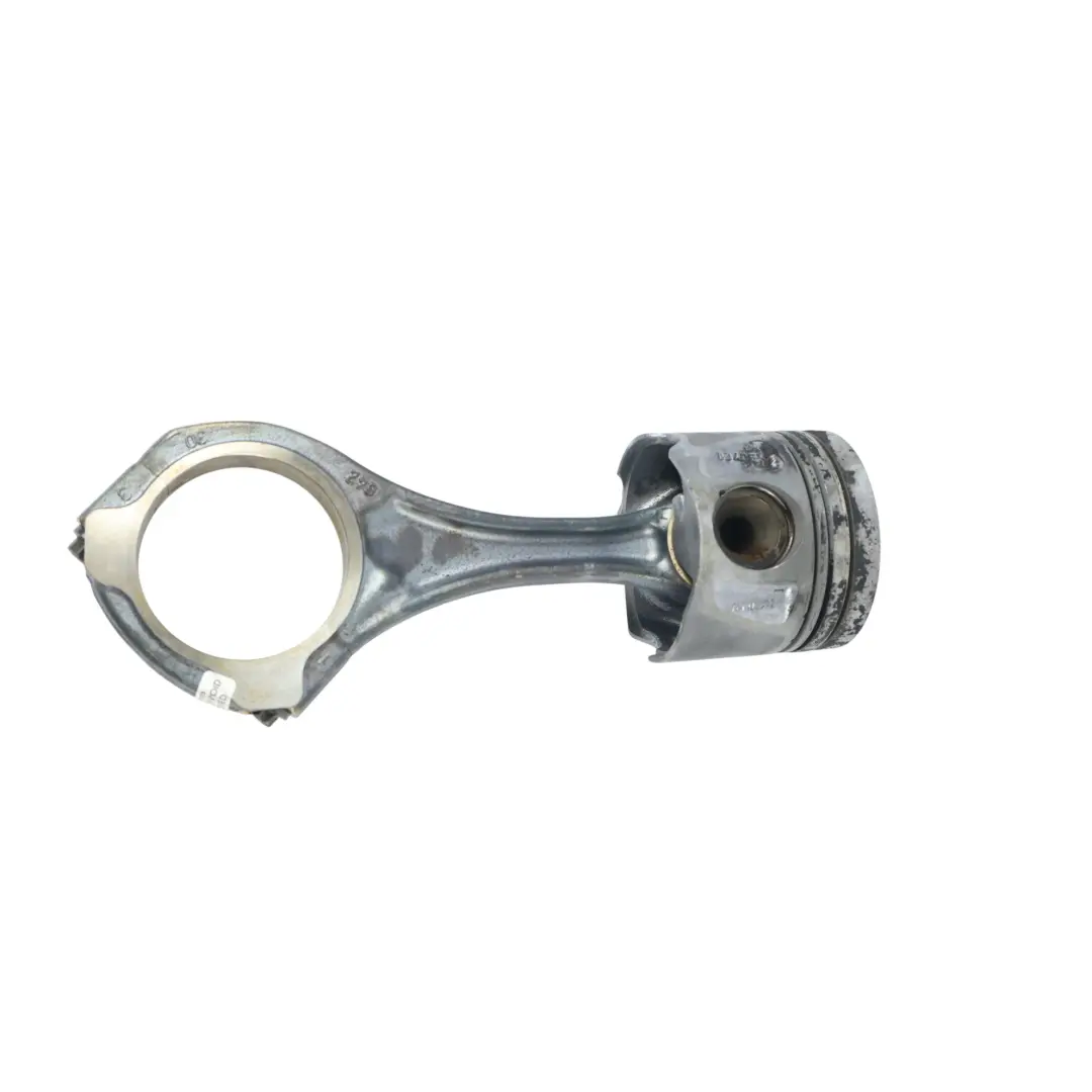 Mercedes W639 Pistone Motore Biella Sinistra OM642.975 - SKU A6420301318 - Numero di parte A6420301318