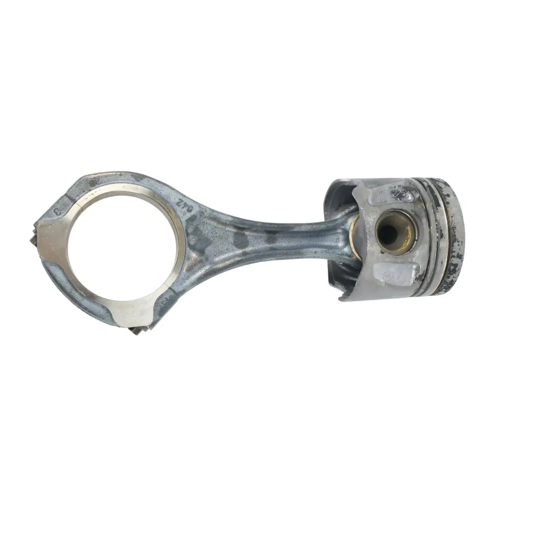 Pistón Motor Biela Derecha OM642.975 para Mercedes W639 con número de pieza A6420301418 Mercedes W639 Pistón Motor Biela Derecha OM642.975 - SKU A6420301418 - Número de pieza A6420301418