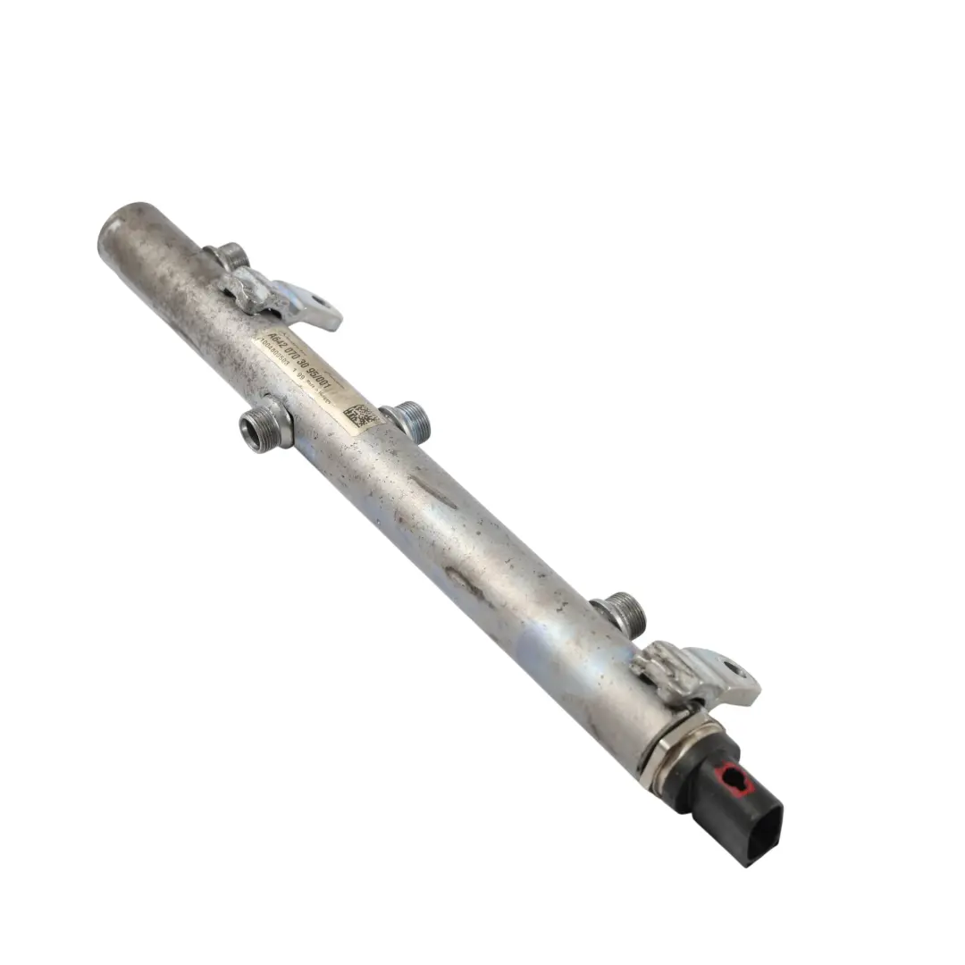 Mercedes W164 W207 W212 OM642 Kraftstoffverteiler Einspritzleitung Rechts - SKU A6420703095-1 - Teilenummer A6420703095