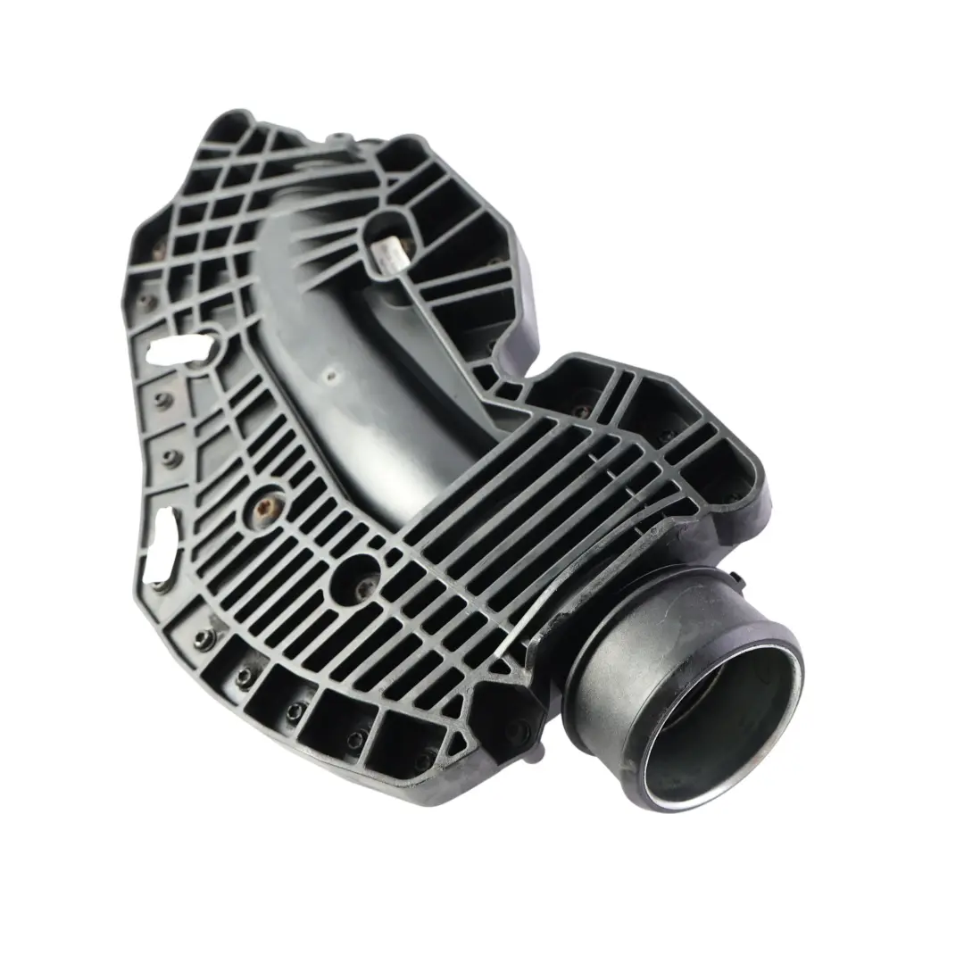 Mercedes W204 Conduit Admission Air Intercooler Gauche 3.0 CDI - SKU A6421401987 - Numéro de pièce A6421401987