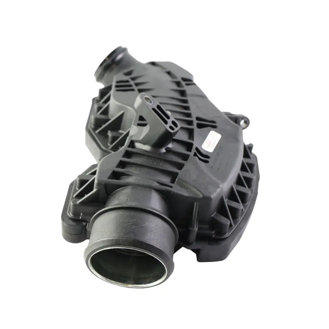 Condotto Aria Intercooler Sinistro 3.0 CDI per Mercedes W204 con numero di parte A6421401987 Mercedes W204 Condotto Aria Intercooler Sinistro 3.0 CDI - SKU A6421401987 - Numero di parte A6421401987