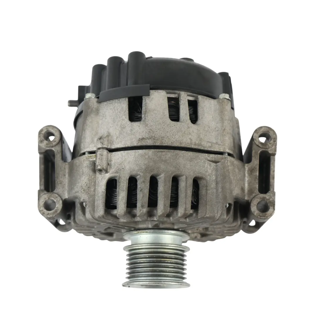 OM642 Diesel Alternator Lucas do Mercedes W164 W204 W211 o numerze A6421540402 Mercedes W164 W204 W211 OM642 Diesel Alternator Lucas - SKU A6421540402-3 - Numer Części A6421540402