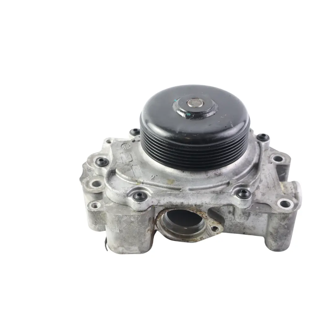 Pompe à Eau Moteur OM651 pour Mercedes W204 W212 W221 à propos du numéro de pièce A6512001901 Mercedes W204 W212 W221 Pompe à Eau Moteur OM651 - SKU A6512001901-2 - Numéro de pièce A6512001901