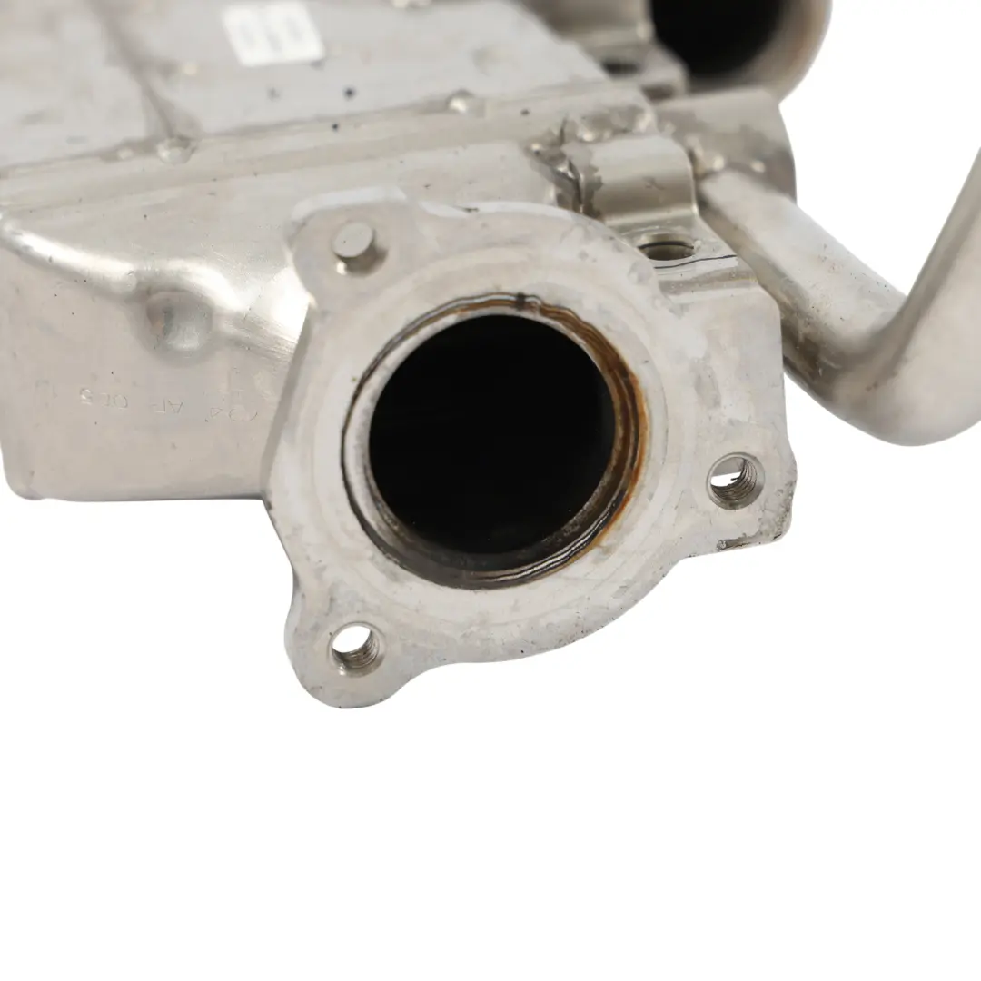 OM654 Zawór EGR A6541404401 do Mercedes W213 Diesel o numerze A6541402801 Mercedes W213 Diesel OM654 Zawór EGR A6541404401 - SKU A6541402801 - Numer Części A6541402801