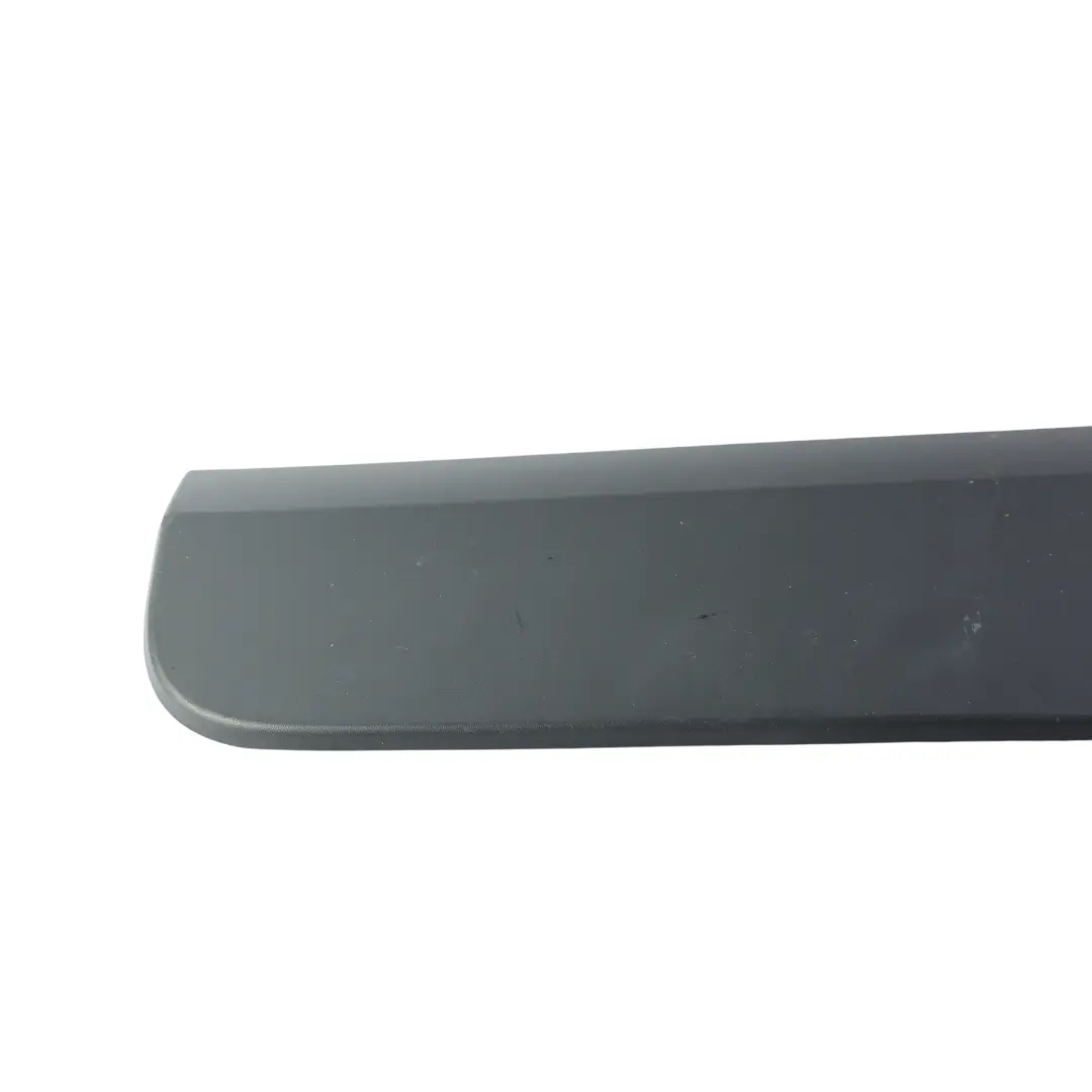 Volkswagen Crafter 2E Moldura Panel Lateral Trasero Derecho - SKU A9066905882 - Número de pieza A9066905882