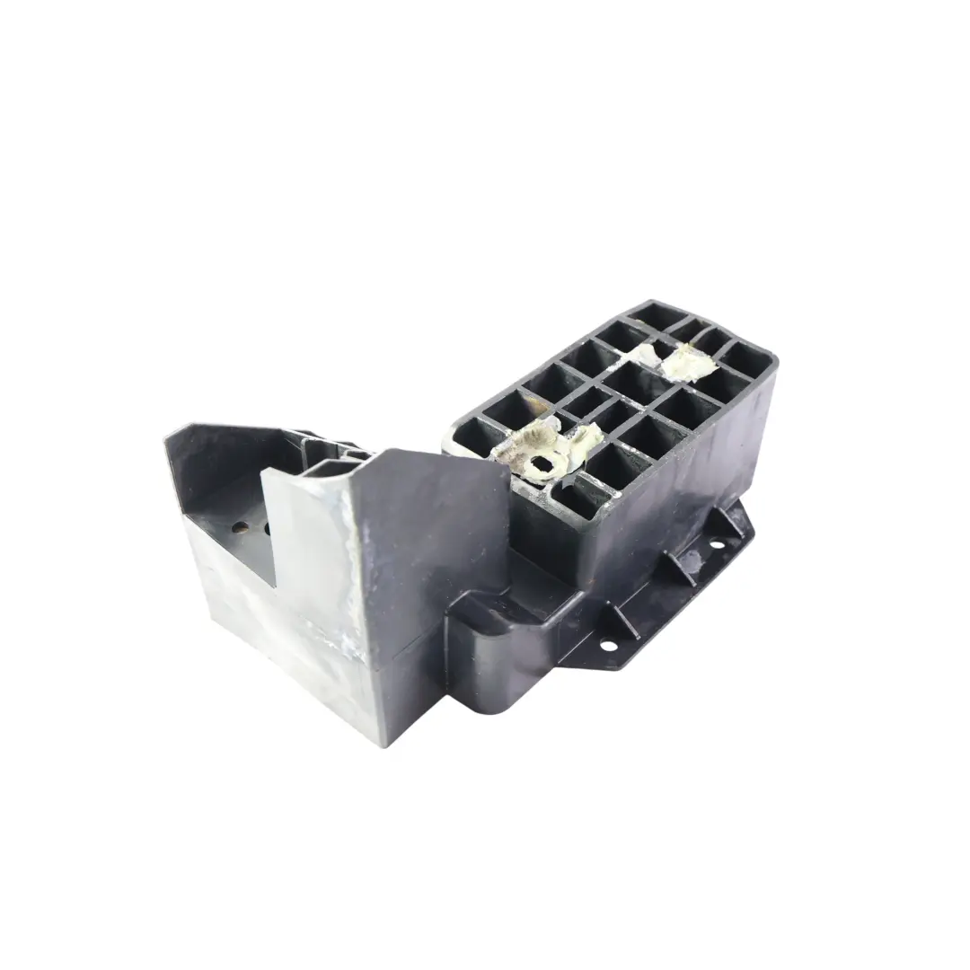Ford Ranger MK6 Kotflügel Halterung Vorne Links - SKU AB39-16165-AA - Teilenummer AB39-16165-AA