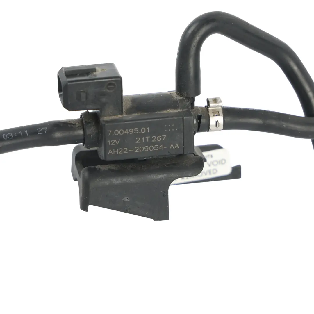 Solenoide Convertitore Vuoto per Land Rover Discovery 4 L319 con numero di parte AH22-209054-AA Land Rover Discovery 4 L319 Solenoide Convertitore Vuoto - SKU AH22-209054-AA-1 - Numero di parte AH22-209054-AA