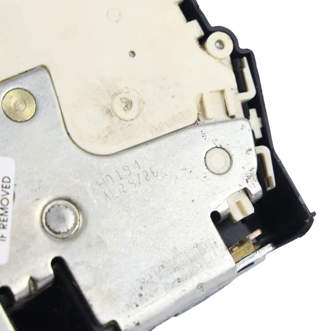 Land Rover Discovery 3 L319 Zamek Drzwi Tylnych Prawy - SKU ALR9786 - Numer Części ALR9786