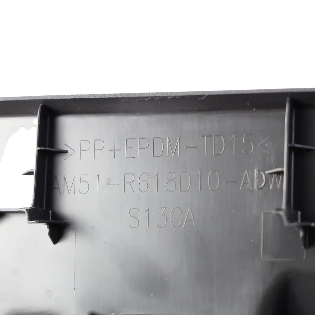 Cache Rail Siège Avant Droit AM51R618D10ADW pour Ford Transit Connect à propos du numéro de pièce AM51-R618D10-ADW Ford Transit Connect Cache Rail Siège Avant Droit AM51R618D10ADW - SKU AM51-R618D10-ADW - Numéro de pièce AM51-R618D10-ADW