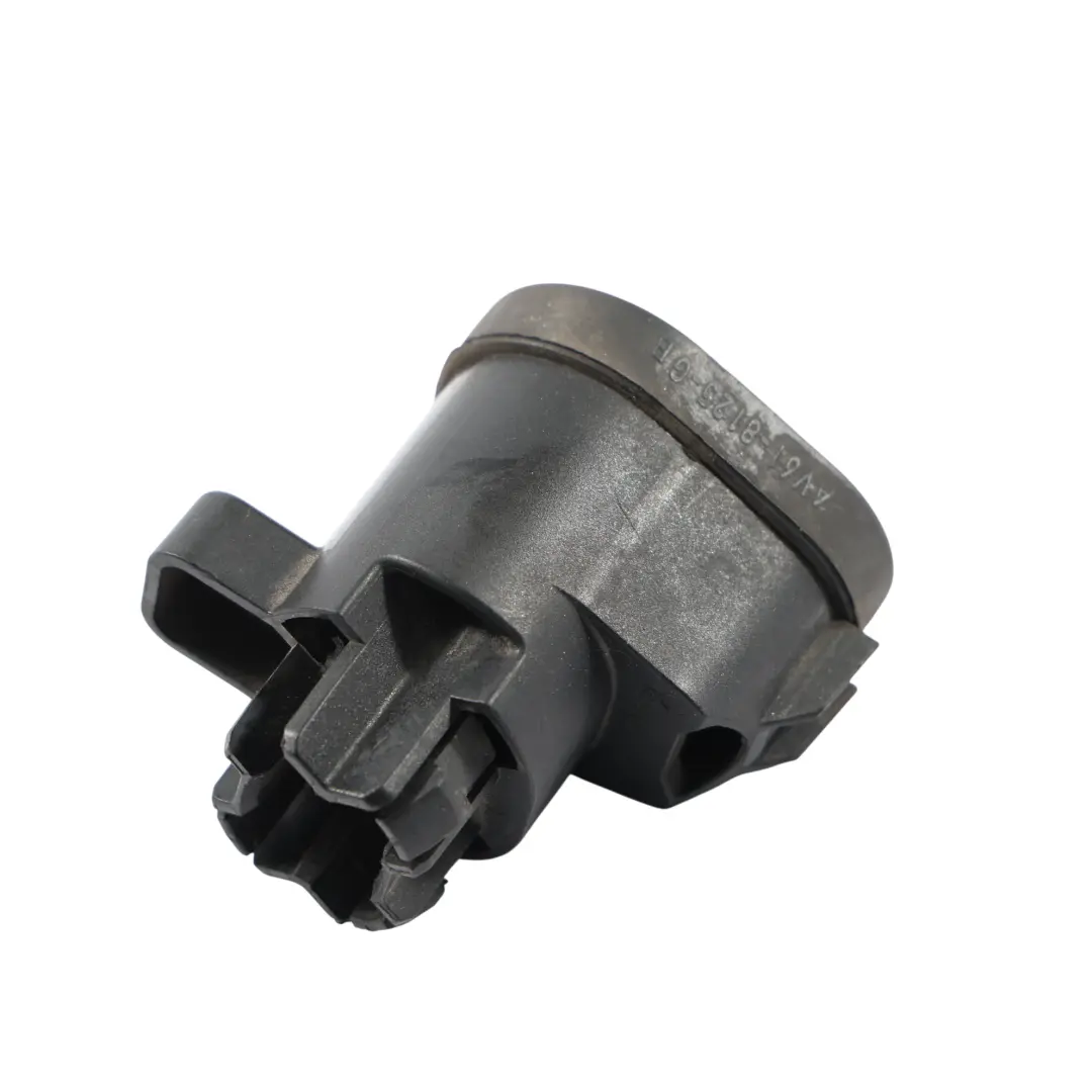 MK2 Staffa Supporto Radiatore Liquido per Ford Transit Connect con numero di parte AV61-8125-GB Ford Transit Connect MK2 Staffa Supporto Radiatore Liquido - SKU AV61-8125-GB - Numero di parte AV61-8125-GB