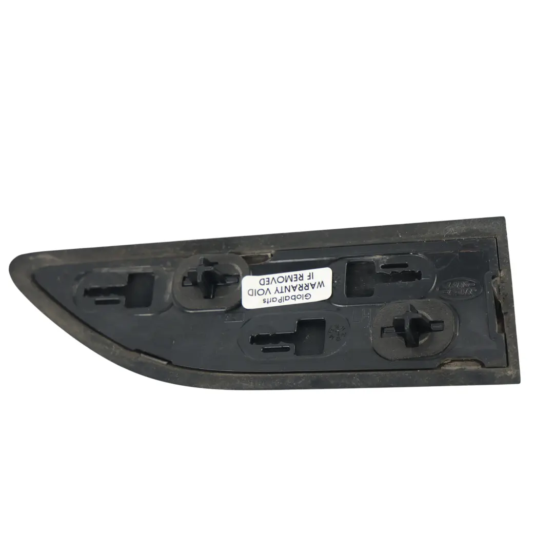 Modanatura Porta Anteriore Sinistra Nera per Range Rover Evoque L538 con numero di parte BJ32-29427-AEW Range Rover Evoque L538 Modanatura Porta Anteriore Sinistra Nera - SKU BJ32-29427-AEW - Numero di parte BJ32-29427-AEW
