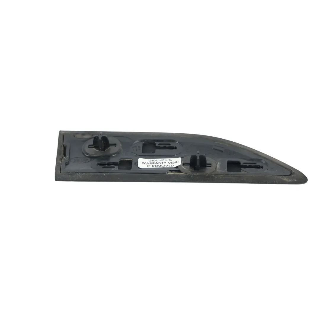Moldura Puerta Delantera Izquierda Negra para Range Rover Evoque L538 con número de pieza BJ32-29427-AEW Range Rover Evoque L538 Moldura Puerta Delantera Izquierda Negra - SKU BJ32-29427-AEW - Número de pieza BJ32-29427-AEW