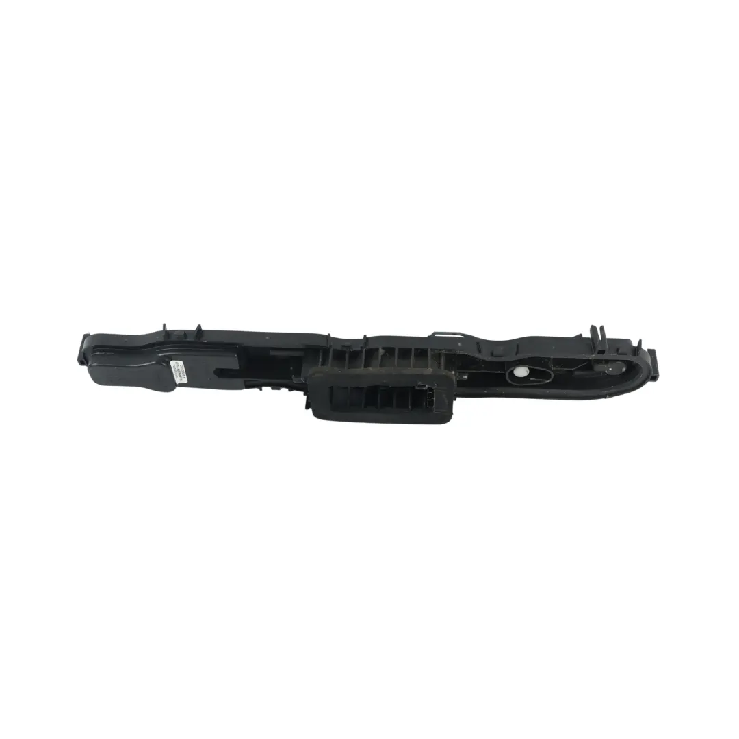 Support Douille Ampoule Feu Arrière Droit pour Ford Transit Custom à propos du numéro de pièce BK21-13N004-AB Ford Transit Custom Support Douille Ampoule Feu Arrière Droit - SKU BK21-13N004-AB - Numéro de pièce BK21-13N004-AB