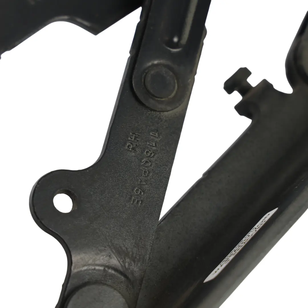 Land Rover Discovery 4 L319 Sport L320 Zawias Maski Prawy Czarny Java 697 - SKU BKB780021-JAB - Numer Części BKB780021