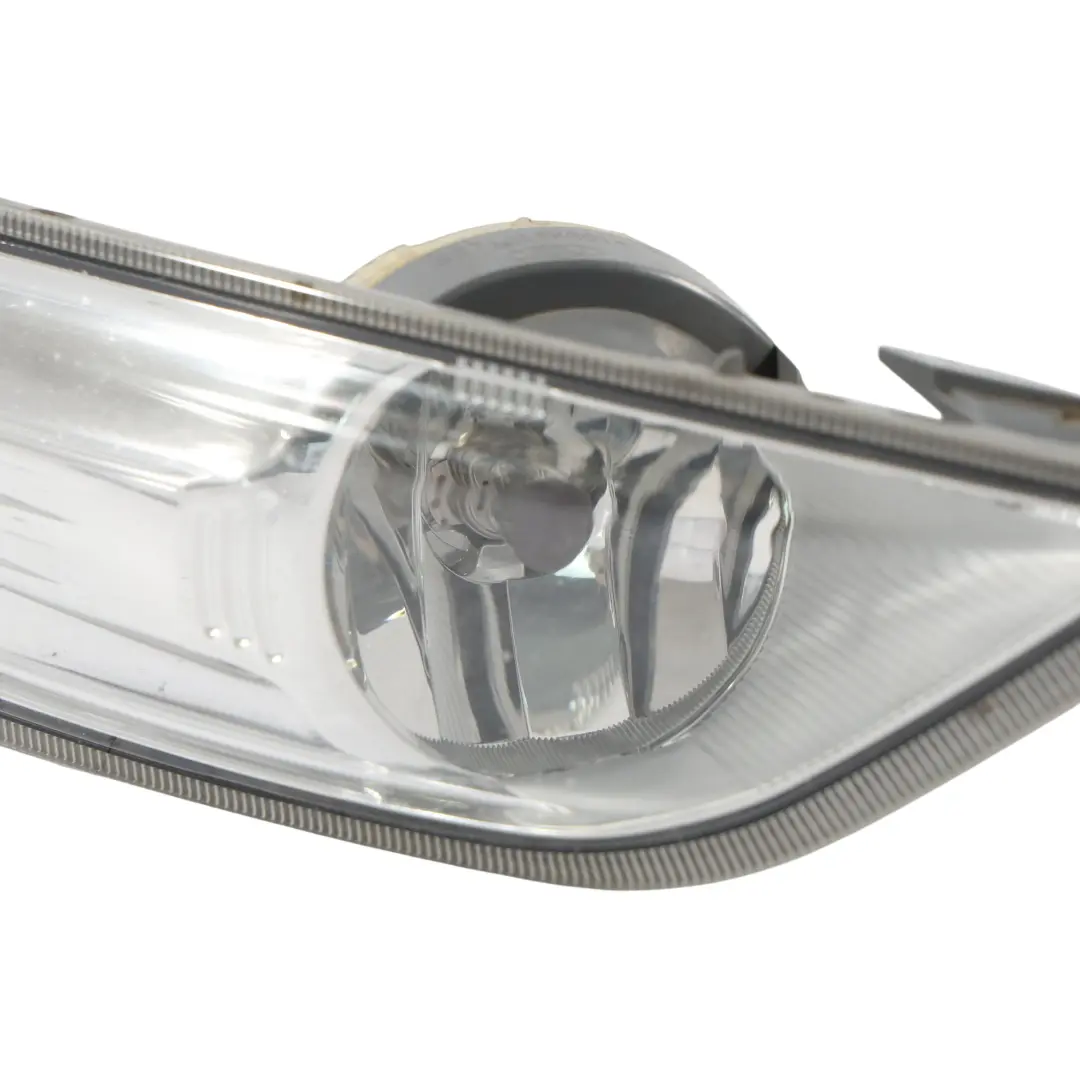 MK4 Fendinebbia Anteriore Destro per Ford Mondeo con numero di parte BS71-15K201-AB Ford Mondeo MK4 Fendinebbia Anteriore Destro - SKU BS71-15K201-AB - Numero di parte BS71-15K201-AB