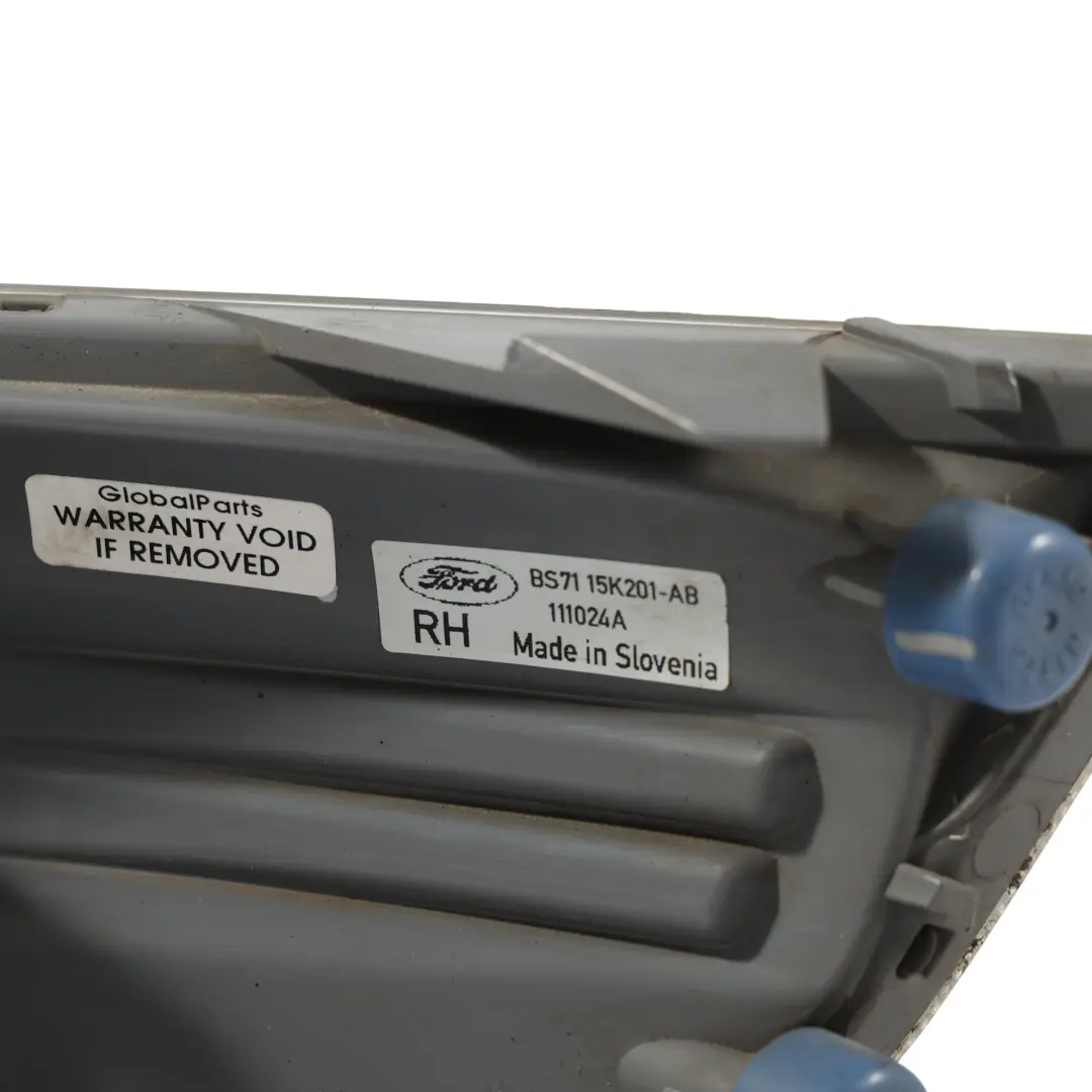 Ford Mondeo Mk4 Przednia Lampa Przeciwmgielna Prawa - SKU BS71-15K201-AB - Numer Części BS71-15K201-AB