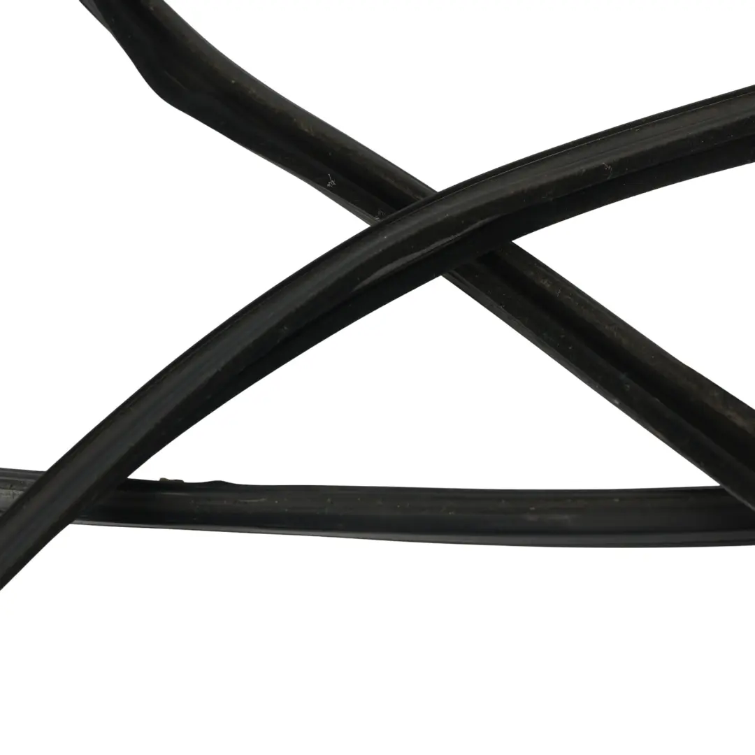 Range Rover L320 Front Door Window Seal Gasket Surround Left N/S - SKU CFE000796 - Part number CFE000796