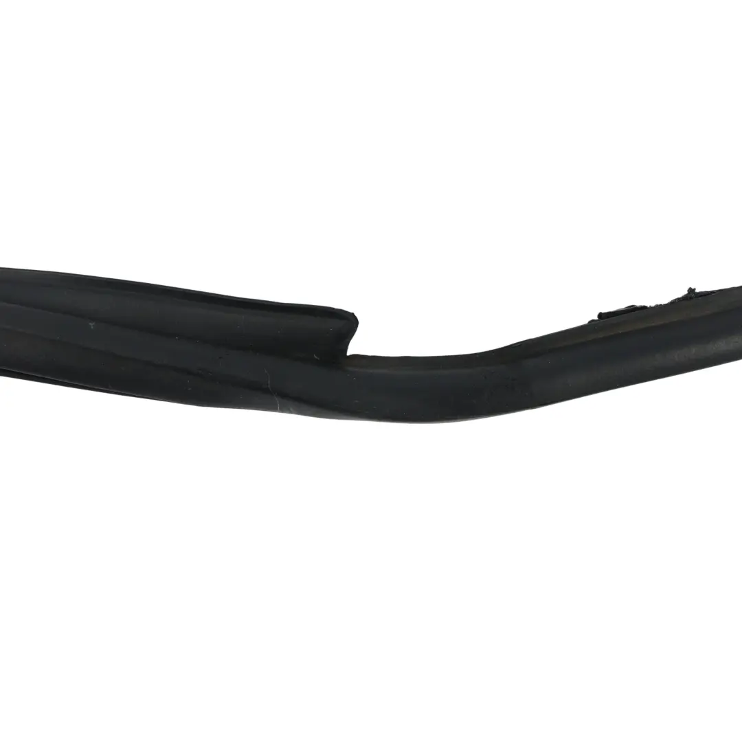 Land Rover Freelander L314 Uszczelka Drzwi Tylna Prawa - SKU CFE102700 - Numer Części CFE102700