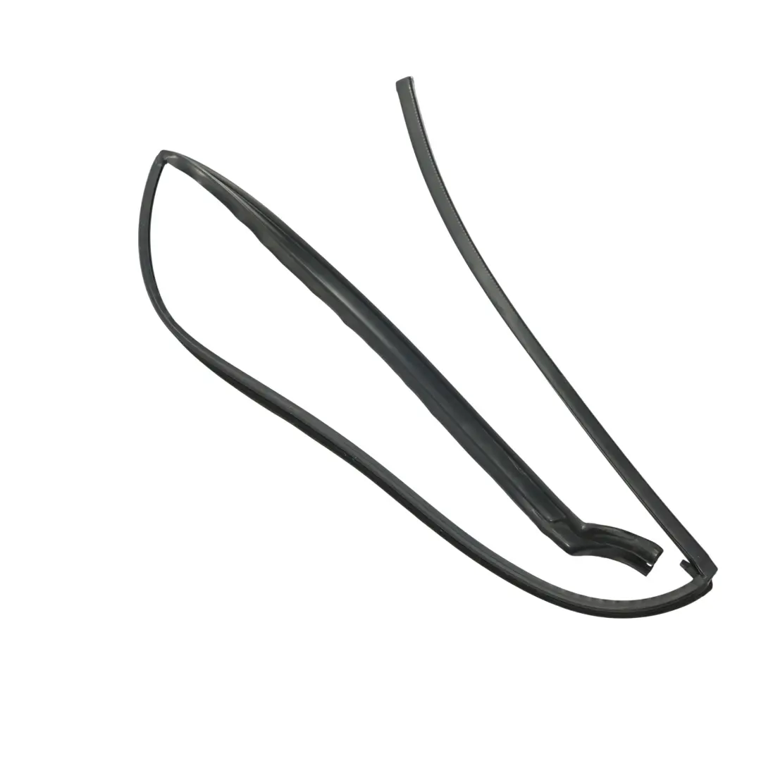 Range Rover L322 Rear Door Window Gasket Seal Rubber Right O/S XH4224692CA - SKU CGE000305 - Part number CGE000305