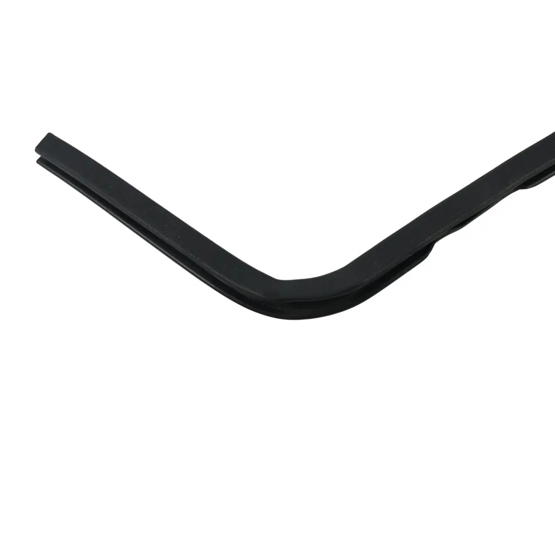 Junta Sellado Ventana Trasera Derecha para Land Rover Freelander L314 con número de pieza CGE000660 Land Rover Freelander L314 Junta Sellado Ventana Trasera Derecha - SKU CGE000660 - Número de pieza CGE000660