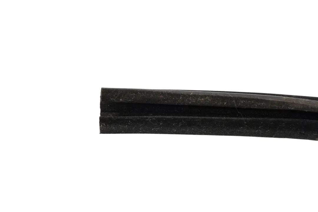 Range Rover Sport L320 Door Window Frame Seal Rear Left N/S 5H32-26258-BA - SKU CGE000855 - Part number CGE000855
