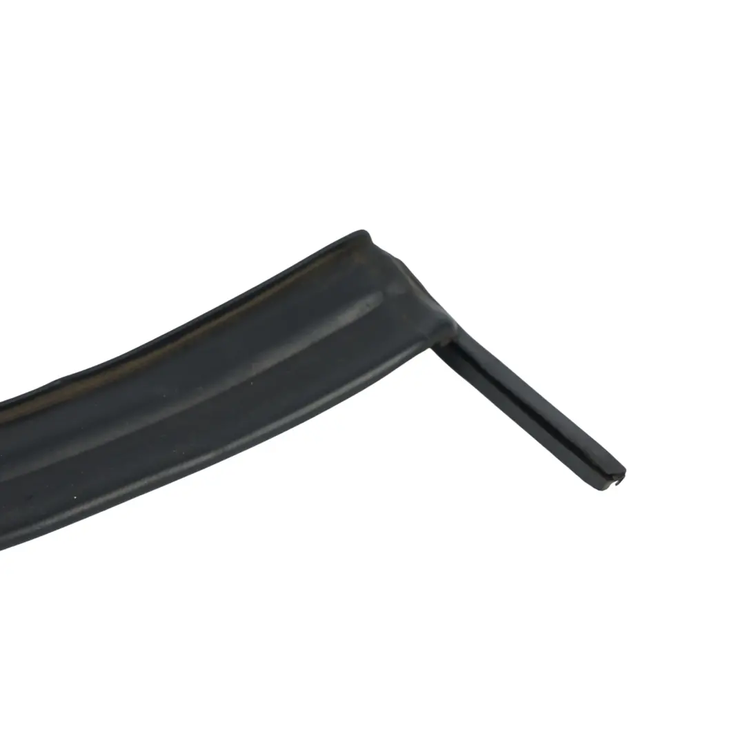 Land Rover Freelander L314 Moldura Arco Rueda Puerta Trasera Izquierda - SKU CGE101350 - Número de pieza CGE101350