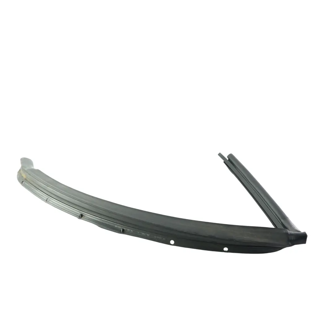 Front Rear Door Window Gasket Seal Right O/S 1H4Z7824692BAA to Range Rover L322 with Part number CHB000021 Range Rover L322 Front Rear Door Window Gasket Seal Right O/S 1H4Z7824692BAA - SKU CHB000021 - Part number CHB000021
