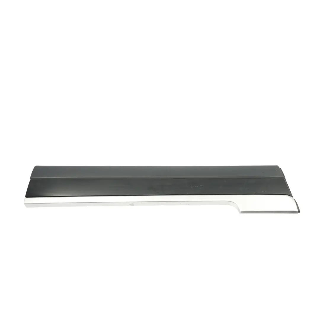 Türleiste Vorne Unten Außen Links Santorini Schwarz 820 für Range Rover L405 mit Teilenummer CK52-21065-ADW Range Rover L405 Türleiste Vorne Unten Außen Links Santorini Schwarz 820 - SKU CK52-21065-ADW-SAB - Teilenummer CK52-21065-ADW