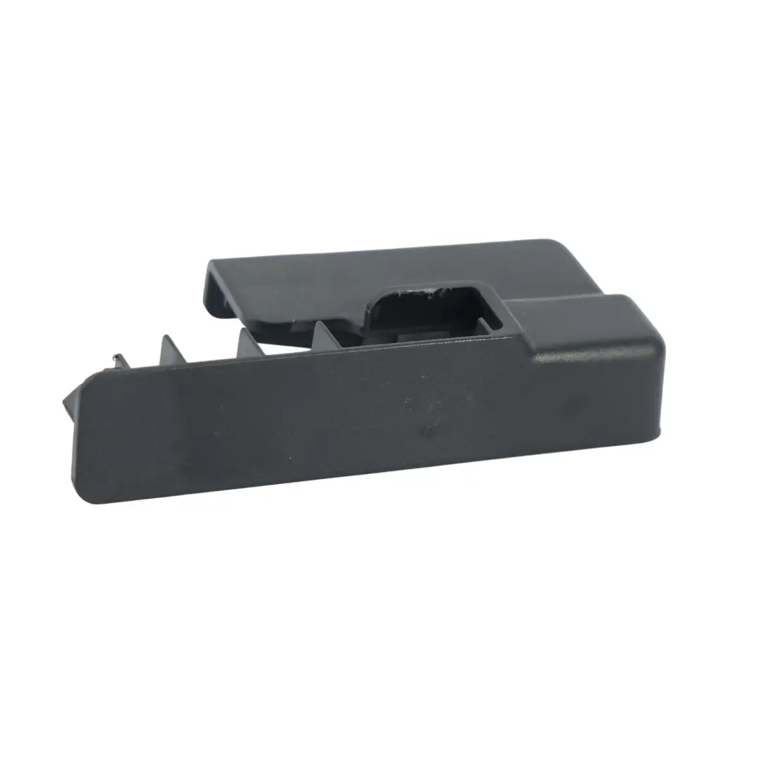 Osłona Szyny Tylnego Siedzenia Lewa do Range Rover Sport L494 o numerze CK52-600D13-ACW Range Rover Sport L494 Osłona Szyny Tylnego Siedzenia Lewa - SKU CK52-600D13-ACW - Numer Części CK52-600D13-ACW