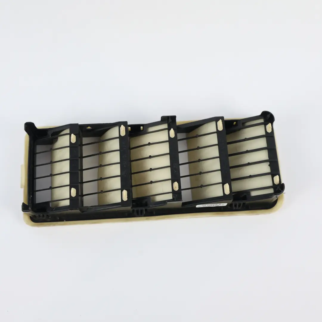 Land Rover Rejilla Ventilación Trasera Izquierda Derecha - SKU CPLA-280B62-AC - Número de pieza CPLA-280B62-AC