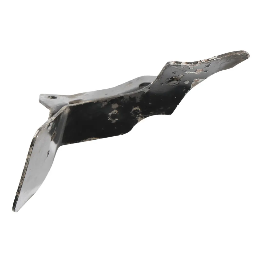 Range Rover Sport L494 Guida Sfiato Aria Mozzo Anteriore Destro CPLA2D300BA - SKU CPLA-2D300-BA - Numero di parte CPLA-2D300-BA