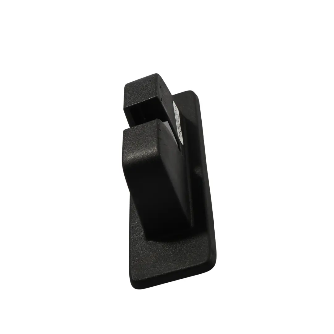 Land Rover Range Rover Sport L494 Heckklappe Schloss Zierblende - SKU CPLA-46420-AA - Teilenummer CPLA-46420-AA