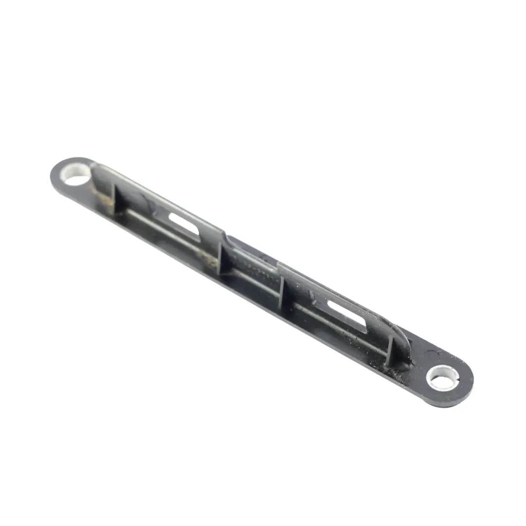 Range Rover Discovery 5 L462 Luftfilterkasten Halterung - SKU CPLA-9C131-AA - Teilenummer CPLA-9C131-AA