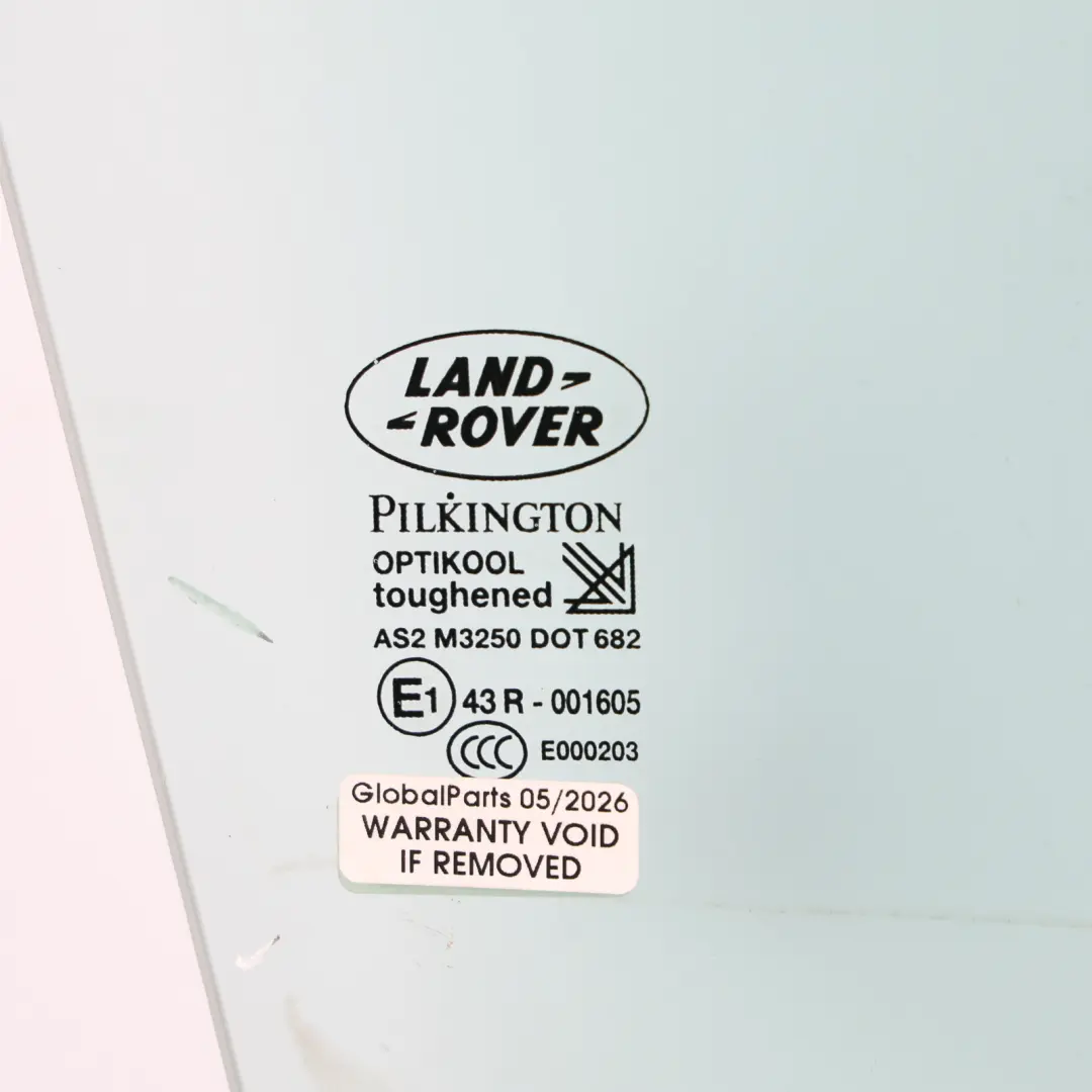 Vitre Custode Avant Droite AS2 pour Range Rover Sport L320 à propos du numéro de pièce CUB500141 Range Rover Sport L320 Vitre Custode Avant Droite AS2 - SKU CUB500141 - Numéro de pièce CUB500141