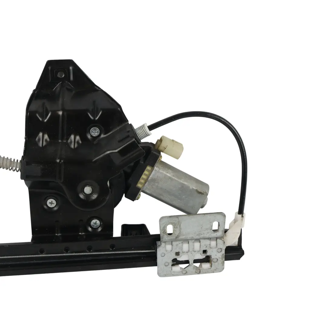 Motore Alzacristallo Posteriore Sinistro per Land Rover Freelander L314 con numero di parte CVH101211 Land Rover Freelander L314 Motore Alzacristallo Posteriore Sinistro - SKU CVH101211 - Numero di parte CVH101211