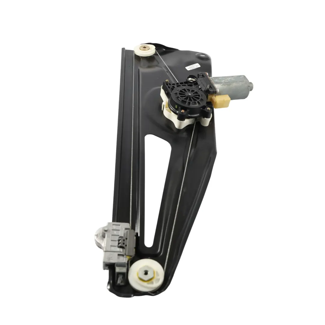 Motore Regolatore Finestrino Posteriore Destro CVH000041 per Range Rover L322 con numero di parte CVH500100 Range Rover L322 Motore Regolatore Finestrino Posteriore Destro CVH000041 - SKU CVH500100 - Numero di parte CVH500100