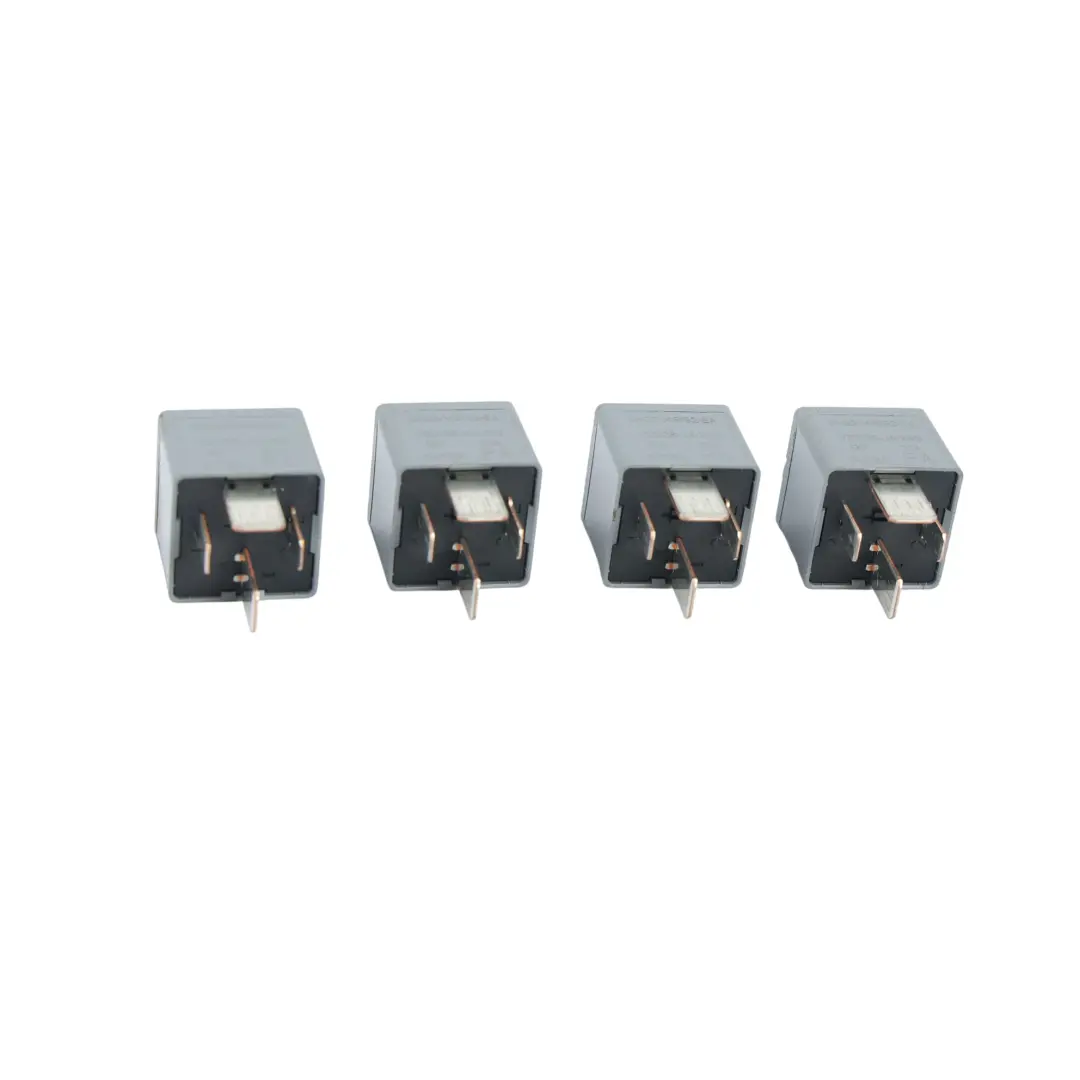 Relè 4-Pin 12V 70A Grigio Set X4 per Land Rover Discovery Sport L550 con numero di parte DH22-14B192-EA Land Rover Discovery Sport L550 Relè 4-Pin 12V 70A Grigio Set X4 - SKU DH22-14B192-EA-1 - Numero di parte DH22-14B192-EA