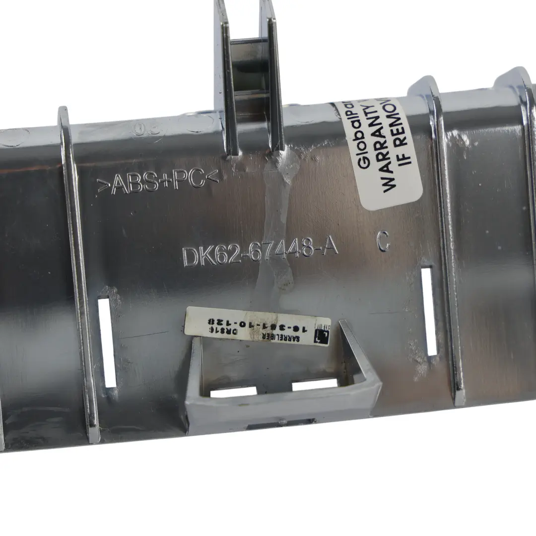 Tylna Listwa Konsoli Środkowej do Range Rover Sport L494 o numerze DK62-67448-AC Range Rover Sport L494 Tylna Listwa Konsoli Środkowej - SKU DK62-67448-AC - Numer Części DK62-67448-AC