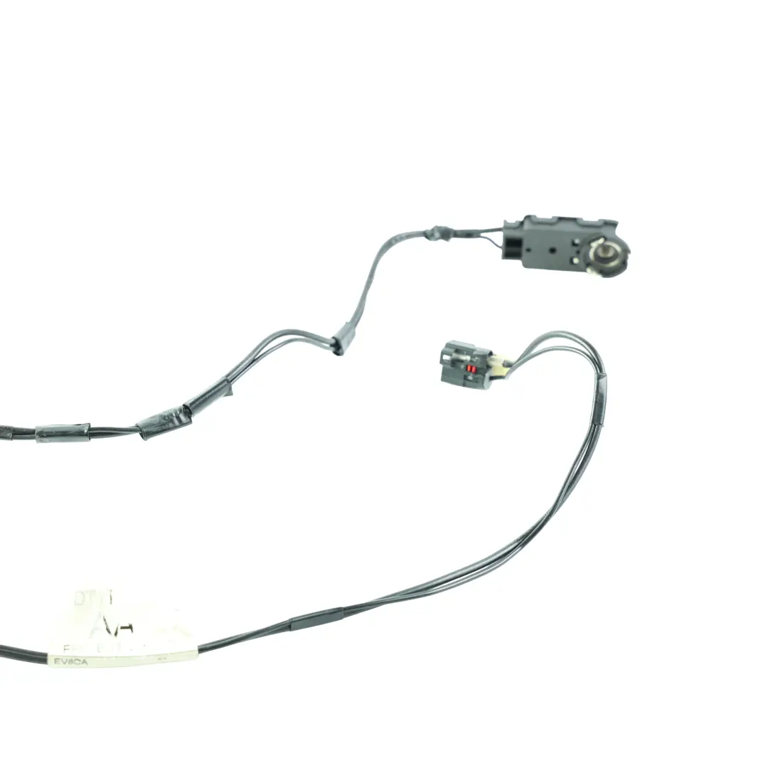 Ford Transit Connect Mk2 Roof Antenna Amplifier Unit Module Cable DT1T18812AAA - SKU DT1T-18812-AAA - Part number DT1T-18812-AAA