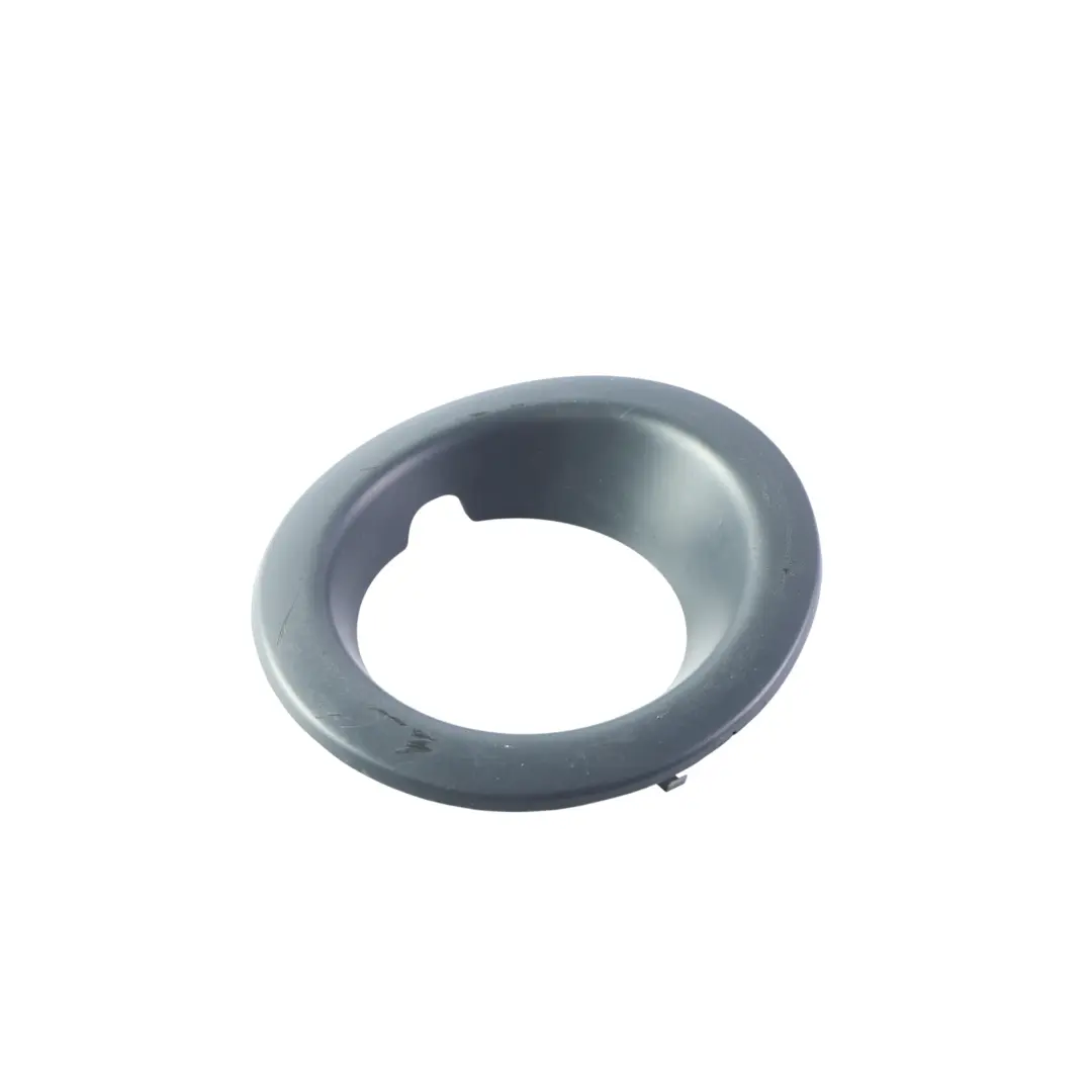 Anillo Embellecedor Antiniebla Delantero Derecho para Range Rover L320 con número de pieza DXB000221 Range Rover L320 Anillo Embellecedor Antiniebla Delantero Derecho - SKU DXB000221-1 - Número de pieza DXB000221