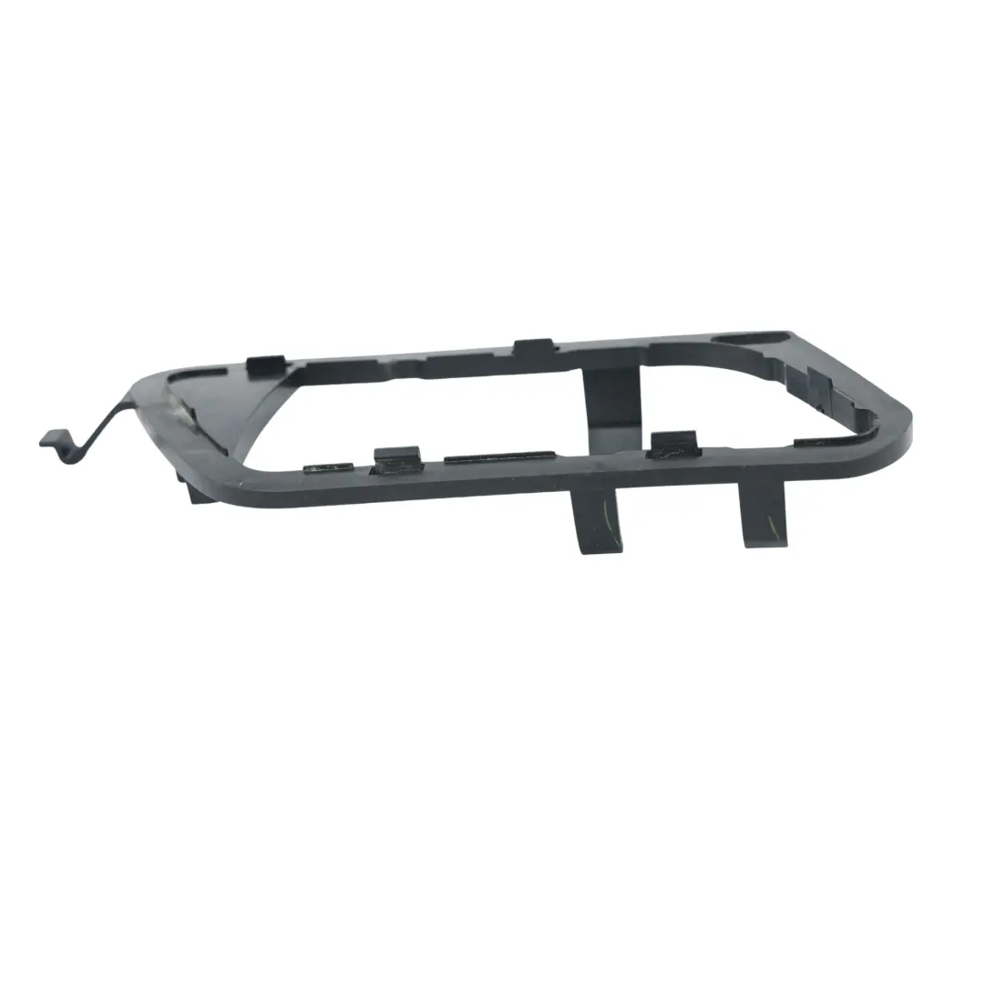 Land Rover L560 Support Poignée Porte Arrière Droit - SKU EIP500201 - Numéro de pièce EIP500201