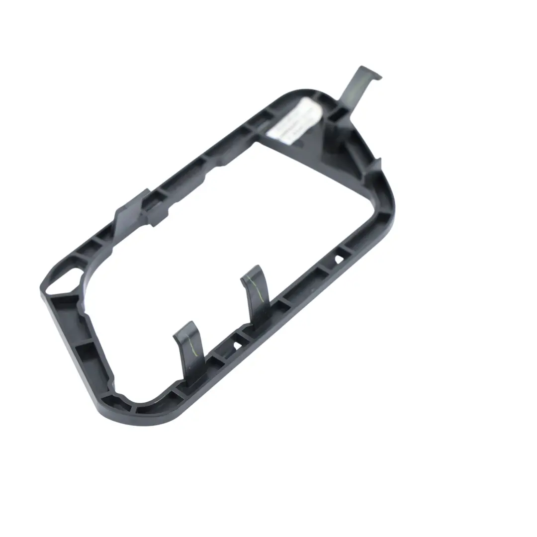 Land Rover L560 Support Poignée Porte Arrière Droit - SKU EIP500201 - Numéro de pièce EIP500201